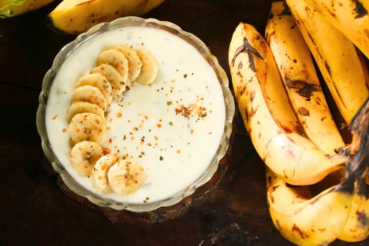 eat a banana
