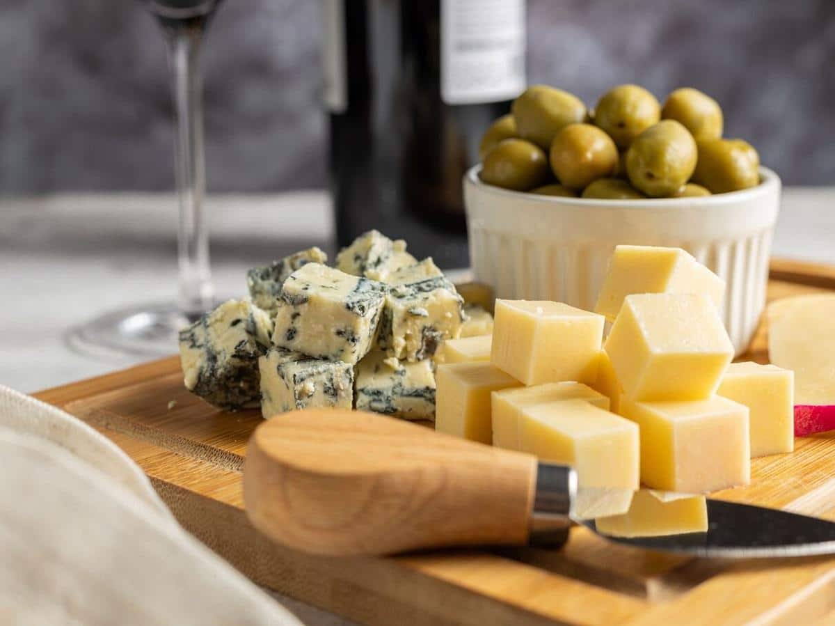 3 highest-calorie cheeses