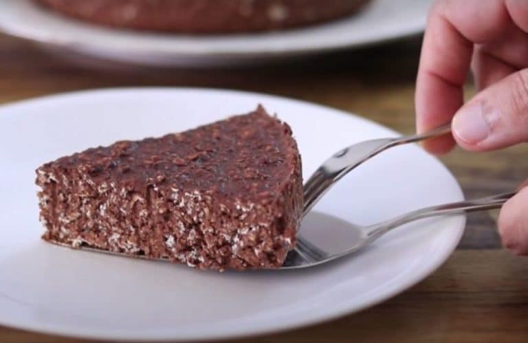 foolproof 10-minute chocolate cake recipe