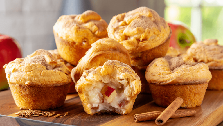 Apple Pie Crescent Muffins