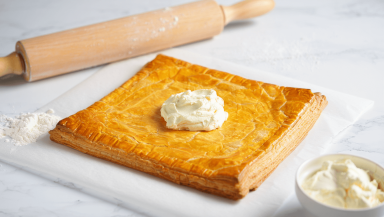 Pâte feuilletée express au petit-suisse : une version facile et allégée qui fait gagner du temps
