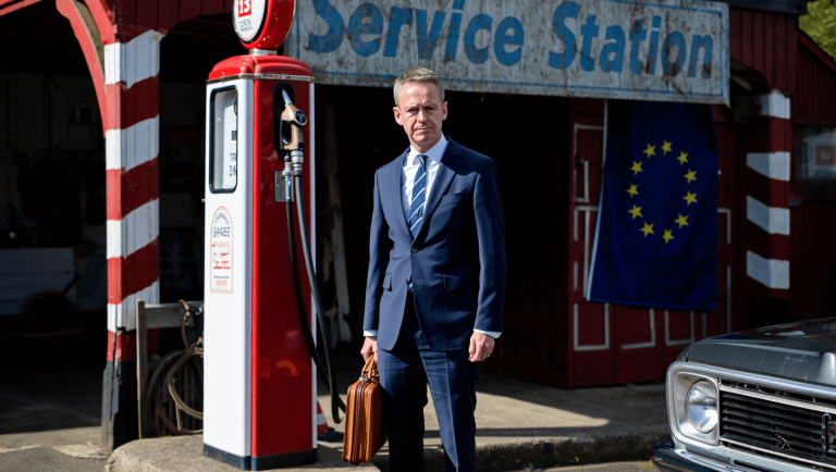 Labour provide major update on 2030 petrol and diesel car ban as EU prepares to ditch targets