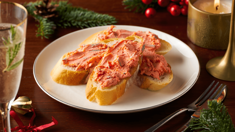 Apéritif de Noël : voici la recette de rillettes de saumon d’Alain Ducasse, une valeur sûre pour votre repas !