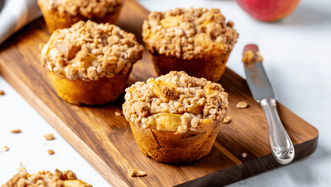 Apple Pie Muffins with Streusel Crumbs