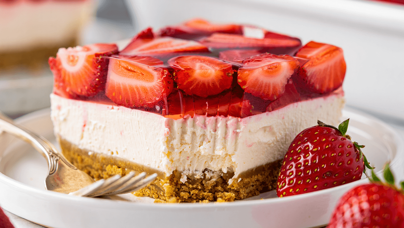 Strawberry Lemonade Lasagna