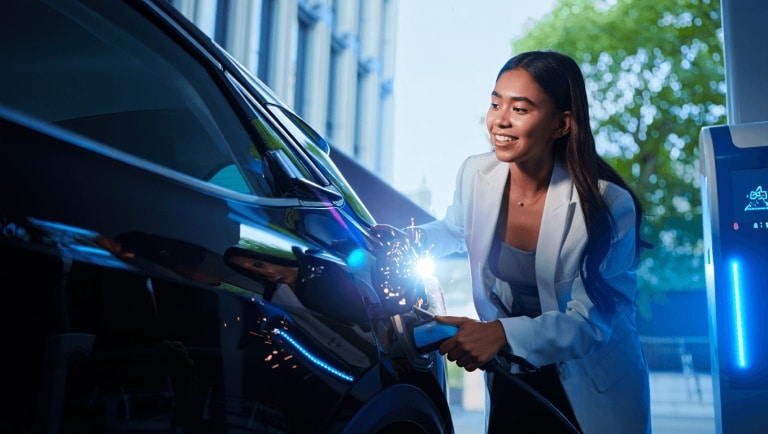 BYD unveils revolutionary technology that charges electric cars within minutes