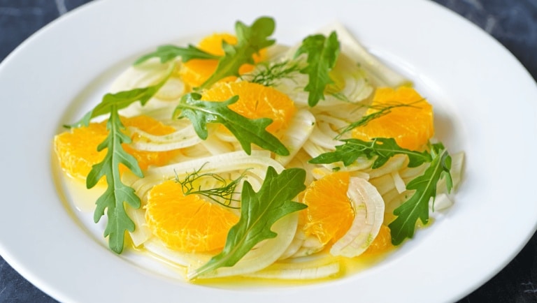 Légère, croquante et vitaminée : la salade de saison que vous allez préparer en boucle