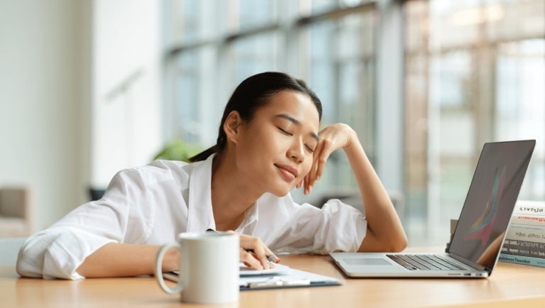 Short Afternoon Nap May Boost Brain Health, Improve Learning Ability