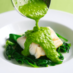 “La petite sauce rapide en 3 ingrédients qui accompagne tous les poissons” : le secret de Stéphanie Le Quellec pour un dîner digne d'un chef