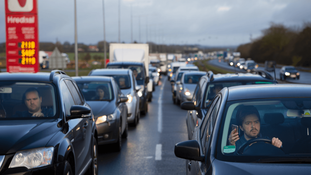 Fuel crisis sees petrol and diesel drivers charged £2billion extra since start of Iran war