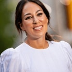 Joanna Gaines' Blouse Has a Smart Sleeve Detail That Adds Whimsy to Any Outfit — Grab Similar Styles from $11