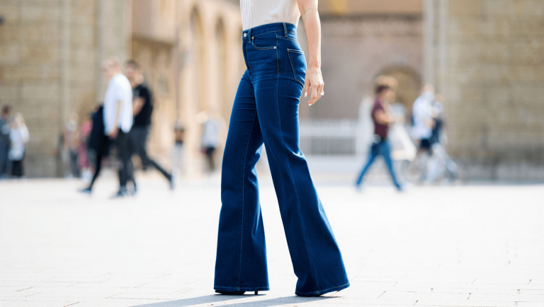 Drew Barrymore’s Retro (but Trendy!) Flare Jeans Are from a Taylor Swift-Worn Brand — They Make Legs Look Miles Long