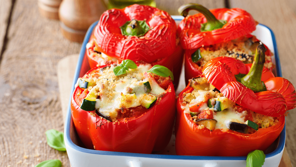 Poivrons farcis végétariens au four : la recette facile et savoureuse !
