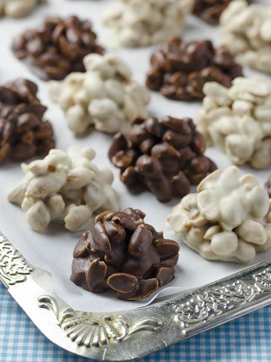 Black & White Peanut Chocolate Chunks